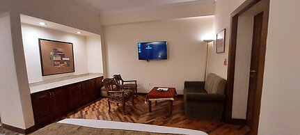 Green Castle Mall Road