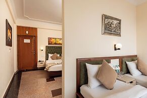 Green Castle Mall Road