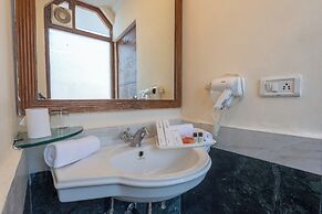 Green Castle Mall Road