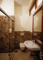 Green Castle Mall Road