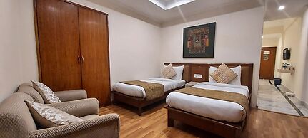 Green Castle Mall Road