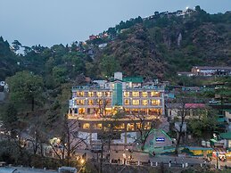 Green Castle Mall Road