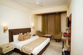 Green Castle Mall Road