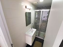 Daze Off Central Apartment