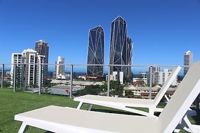 Serenity Surfers Paradise