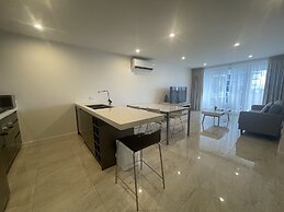 Serenity Surfers Paradise