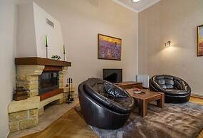 Select City Center Apartments Braşov