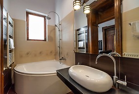 Select City Center Apartments Braşov