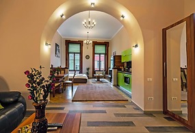 Select City Center Apartments Braşov