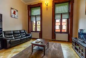 Select City Center Apartments Braşov
