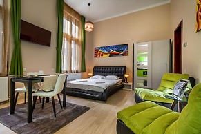 Select City Center Apartments Braşov