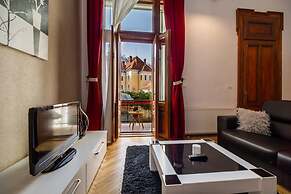 Select City Center Apartments Braşov
