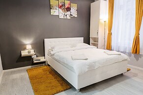 Select City Center Apartments Braşov