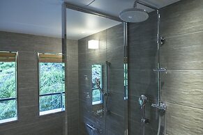 moksa Rebirth Hotel