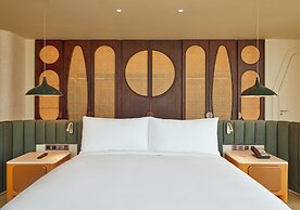 The Standard, Bangkok Mahanakhon