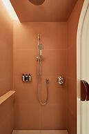 The Standard, Bangkok Mahanakhon