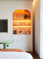 The Standard, Bangkok Mahanakhon