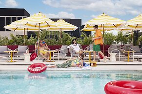 The Standard, Bangkok Mahanakhon