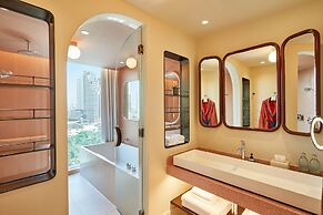 The Standard, Bangkok Mahanakhon