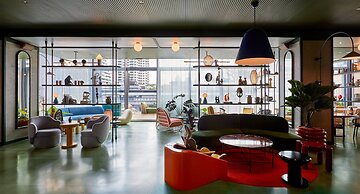 The Standard, Bangkok Mahanakhon