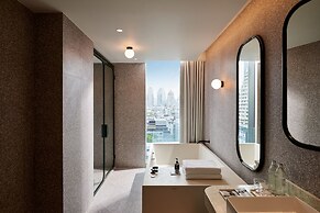 The Standard, Bangkok Mahanakhon