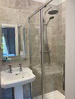 The Old Lodge Guest House