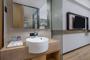 Ramada Encore by Wyndham Guilin Wanfu