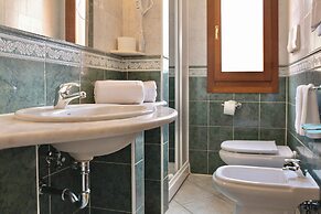 Cala Viola Residence con piscina