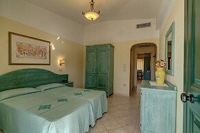 Cala Viola Residence con piscina