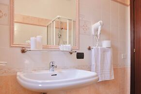 Cala Viola Residence con piscina