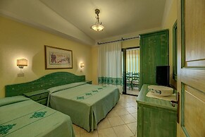 Cala Viola Residence con piscina