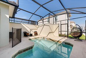 4825 LL - Storey Lake - 5bd/4ba Private Pool