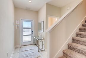 8953 CC - 4BR Townhome With Sparkling Pool