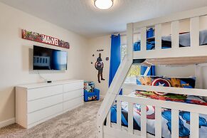 8953 CC - 4BR Townhome With Sparkling Pool