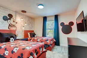 8953 CC - 4BR Townhome With Sparkling Pool