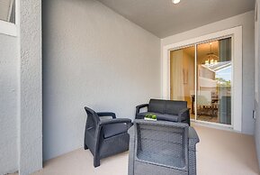 8953 CC - 4BR Townhome With Sparkling Pool