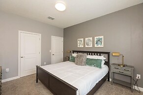 8924 SD - Luxury 4BR Townhome: Private Pool