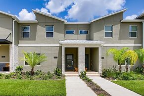 8981 CC 4bed Private Pool 10 Guests Champions Gate