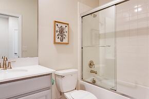 2751 BD -luxury 5BR Single Family - Private Pool