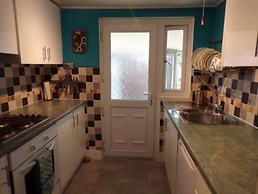 Charming Cabin Near Snowdonia National Park