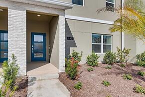 4321 QS - Magical Haven Townhome w/ Pool
