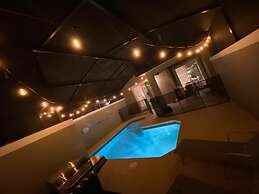 4321 QS - Magical Haven Townhome w/ Pool