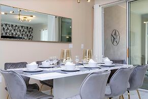 2929 SS - Disney Delight: 4br, Pool, Near Parks