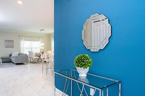 1180 CD - Magical 5BR Townhome With Pool