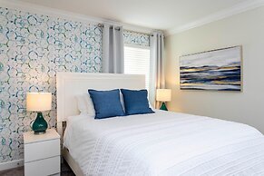 1180 CD - Magical 5BR Townhome With Pool