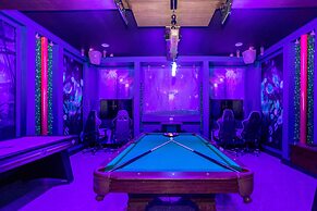 2330 LC - Luxurious 8BR Getaway