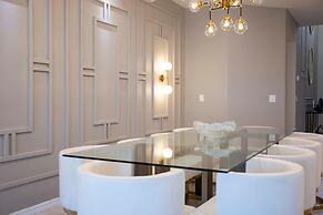 2330 LC - Luxurious 8BR Getaway