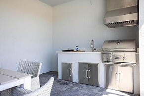 2330 LC - Luxurious 8BR Getaway