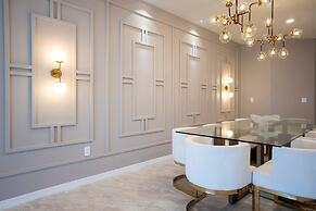 2330 LC - Luxurious 8BR Getaway