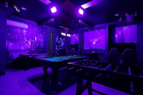 2330 LC - Luxurious 8BR Getaway